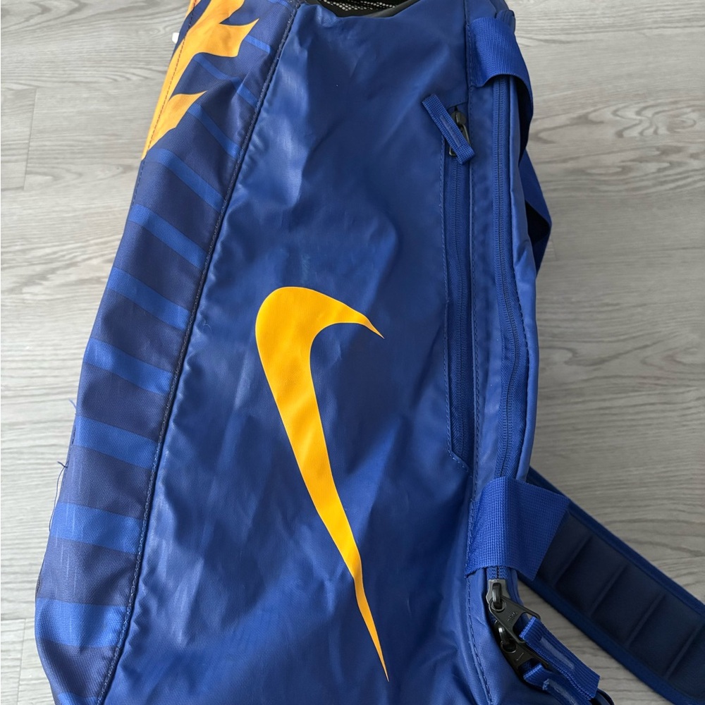 Nike Men's Duffel Bag in Blue and Yellow - Picture 3 of 6
